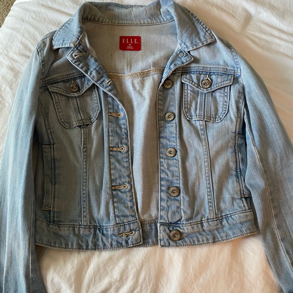 Cute light denim jean jacket